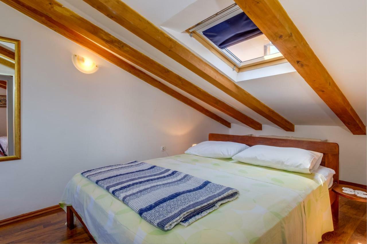 Apartman Natasa Mali Lošinj Dış mekan fotoğraf